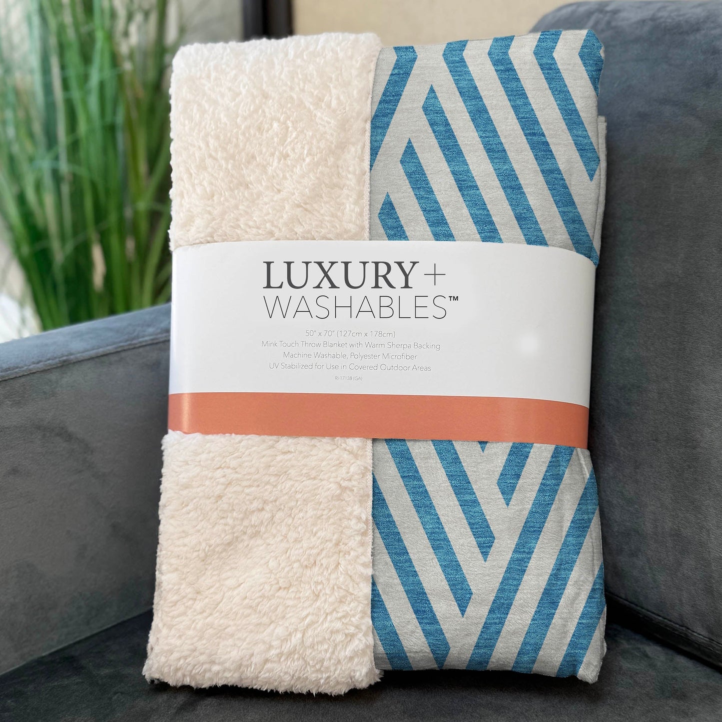 Addison Rugs Geometric Teal Washable Indoor-Outdoor Rug