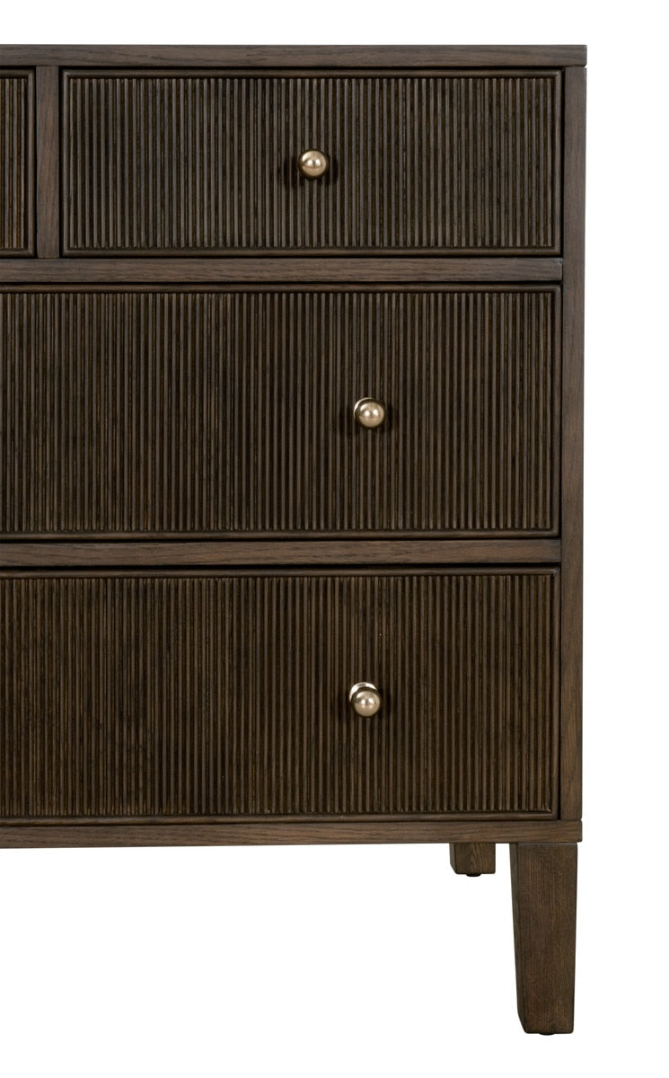 Highland Fluted Wood8-Drawer Dresser