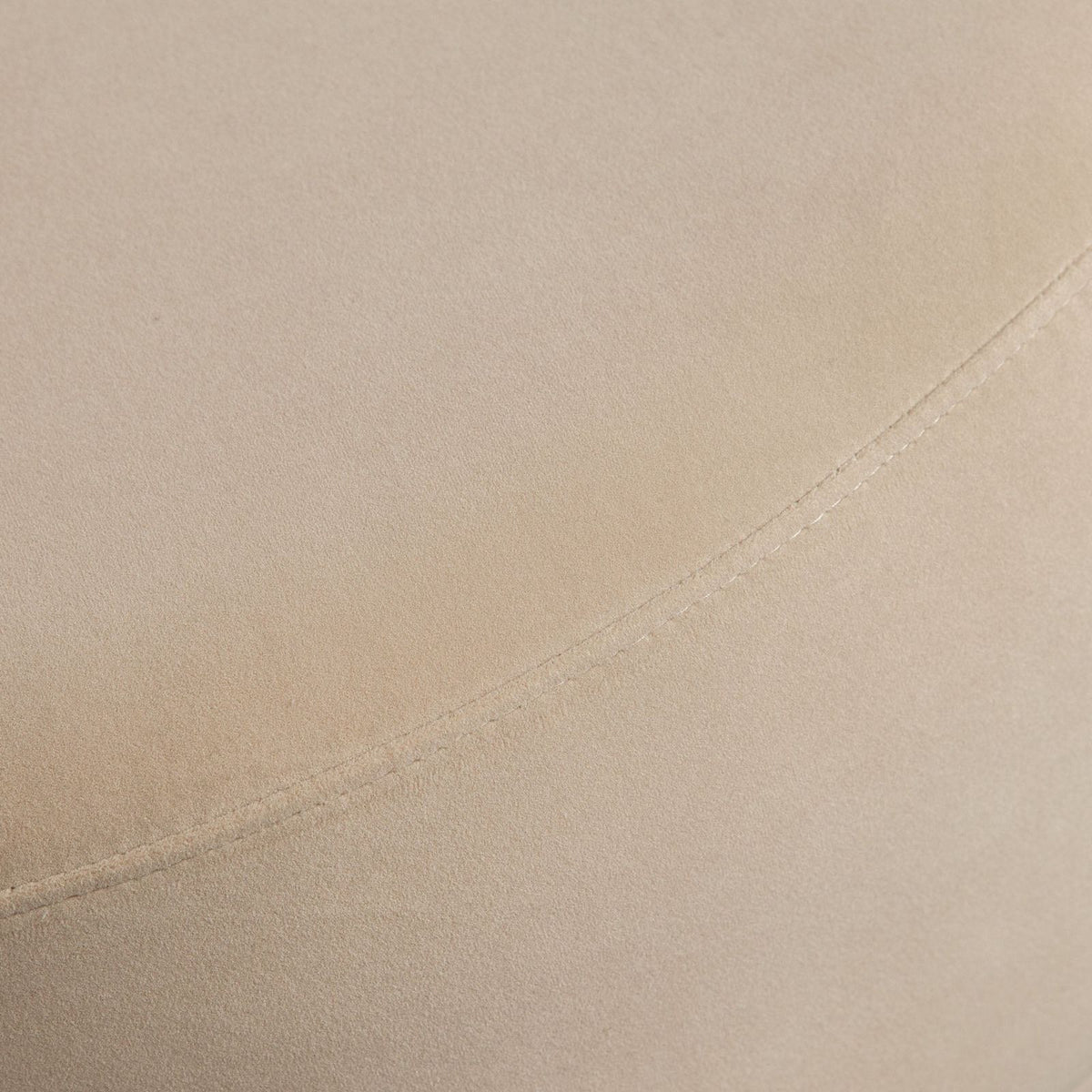 Diamond Sofa Zelda RF Curved Light Camel Performance Velvet Chaise