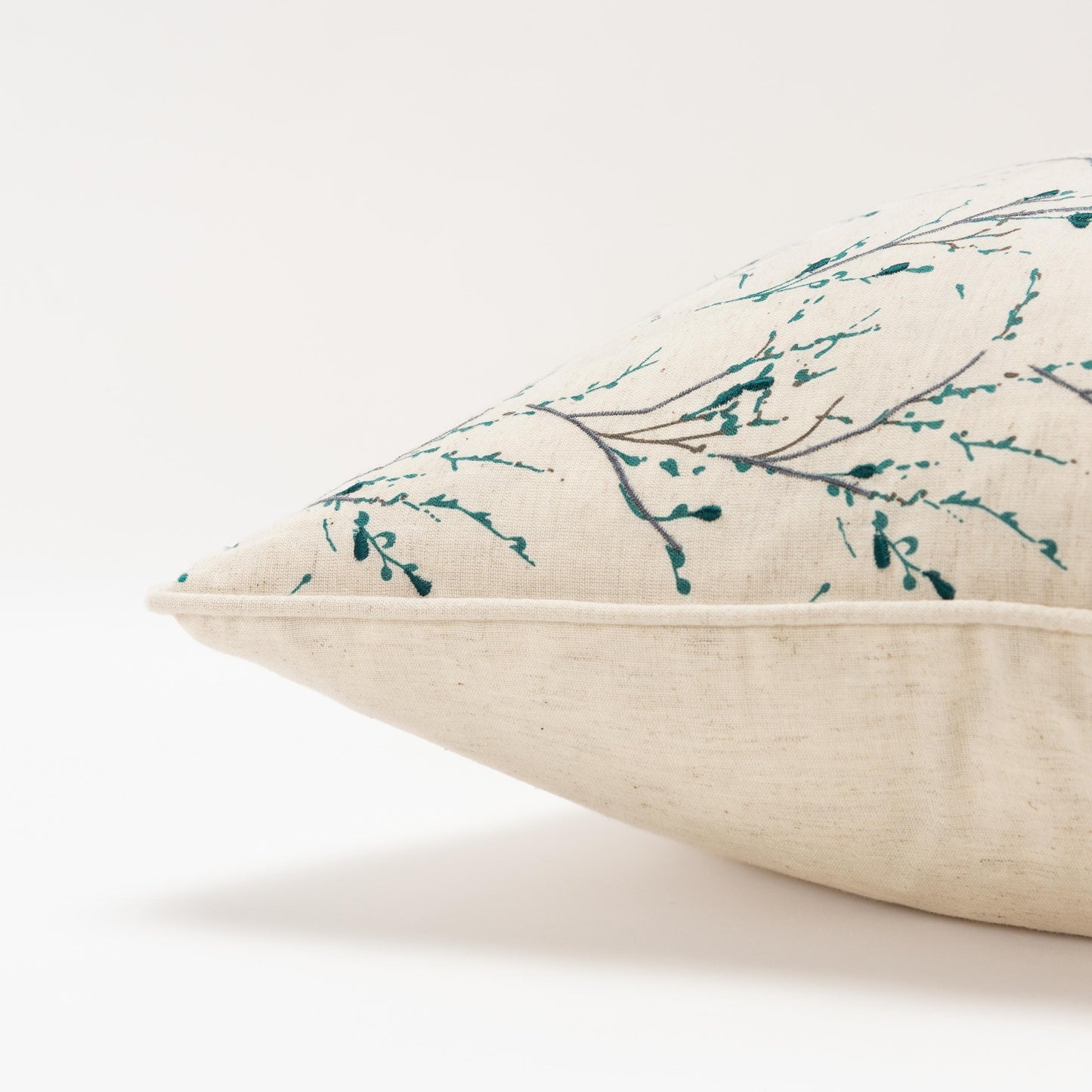 LOOMLAN Natural Ady Floral Throw Pillow Down Insert