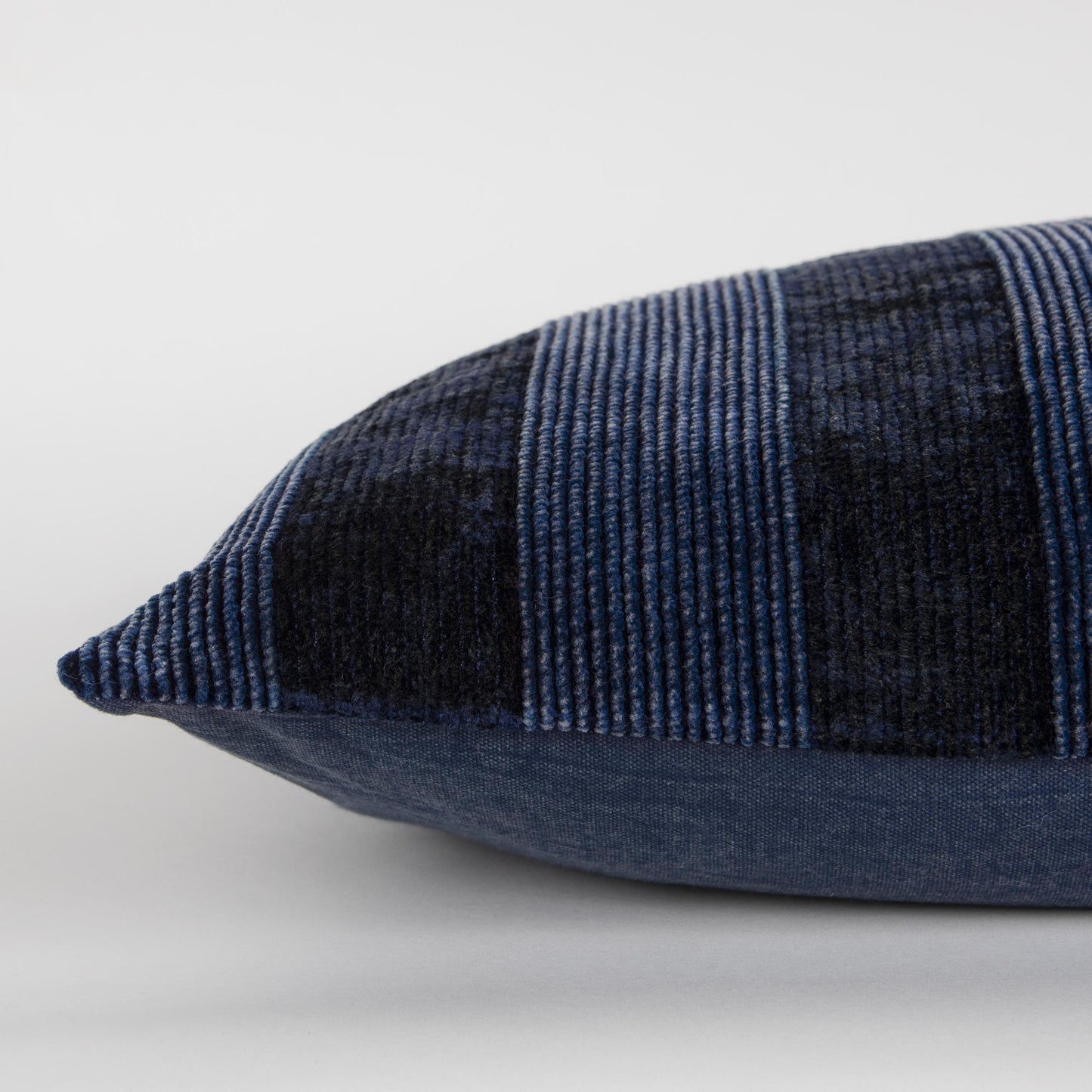 LOOMLAN Solid Indigo Lumbar Pillow With Insert