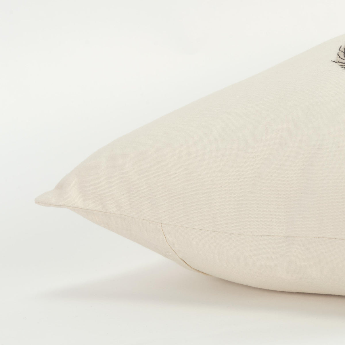 LOOMLAN White Christmas Throw Pillow Down Insert Luna