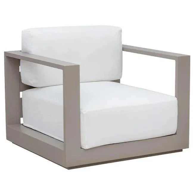 Tavira Contemporary Outdoor Lounge Chair