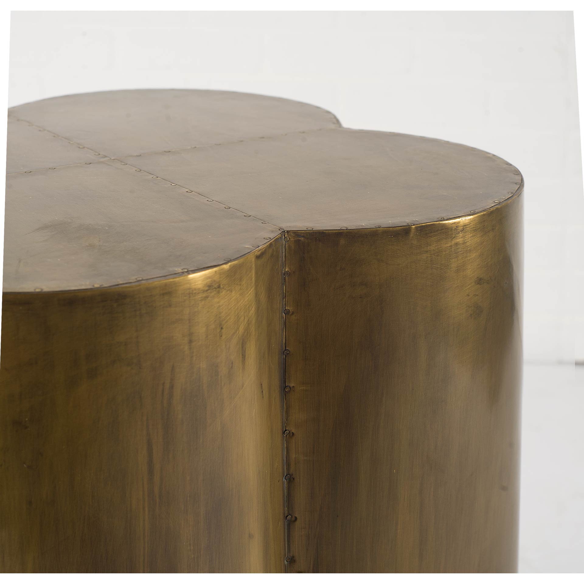 Mercana Quatrefoil Cladding Brass Accent Table