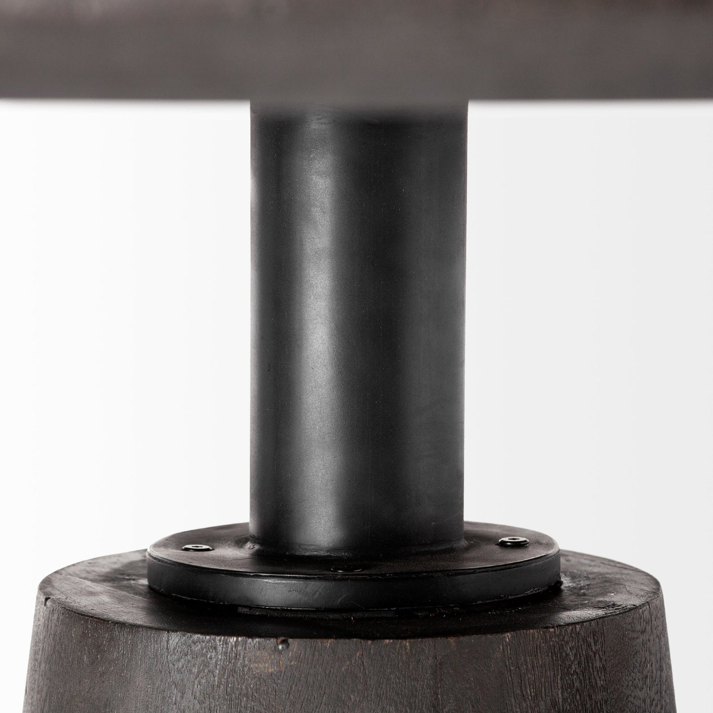 Mercana Maxwell Wooden Round Dining Table