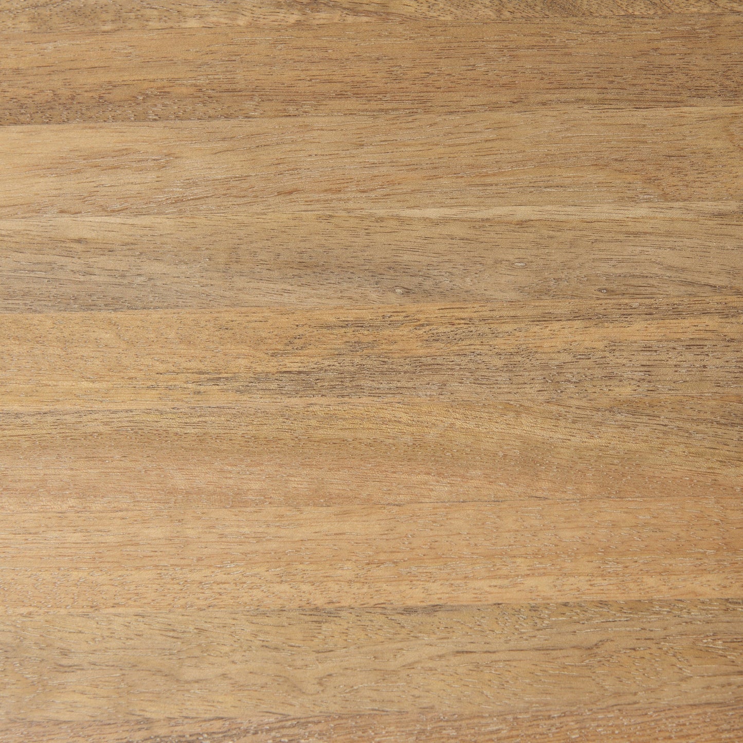 Chloe Cottage Wood Nesting Table (Set of 2)