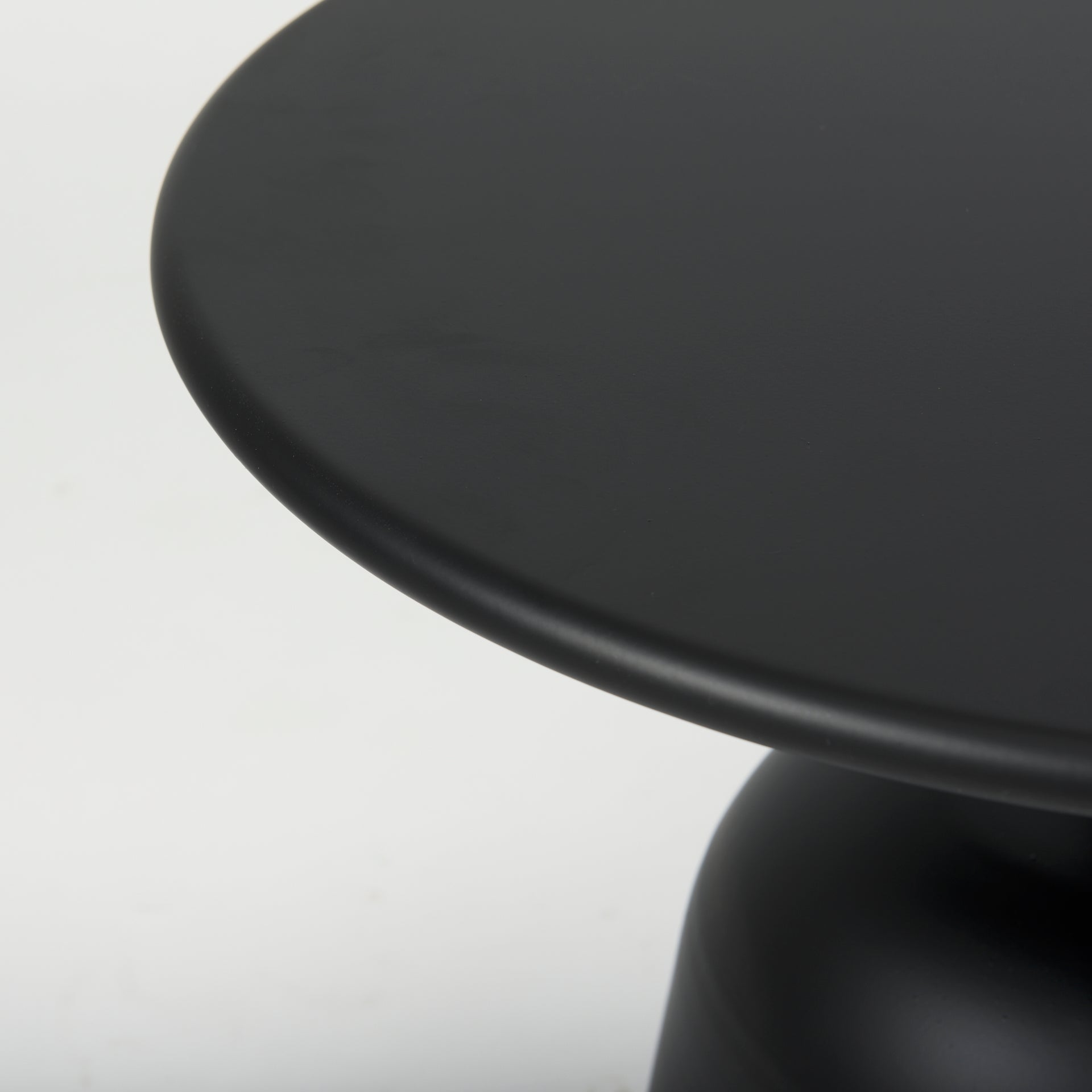 Mercana Talulla Matte Black Metal Accent Table