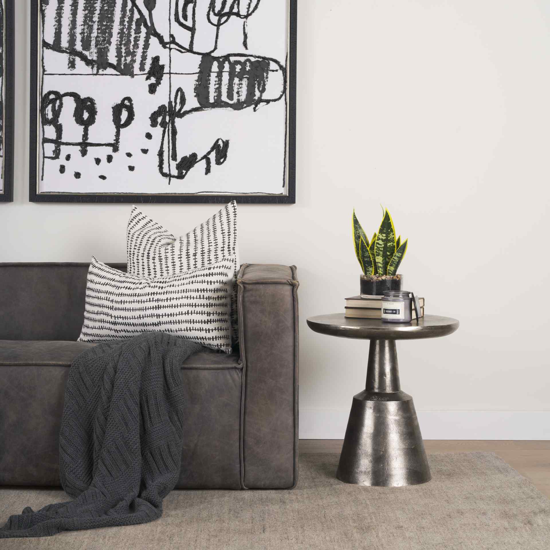 Mercana Bobbi Cast Aluminum Round Accent Table