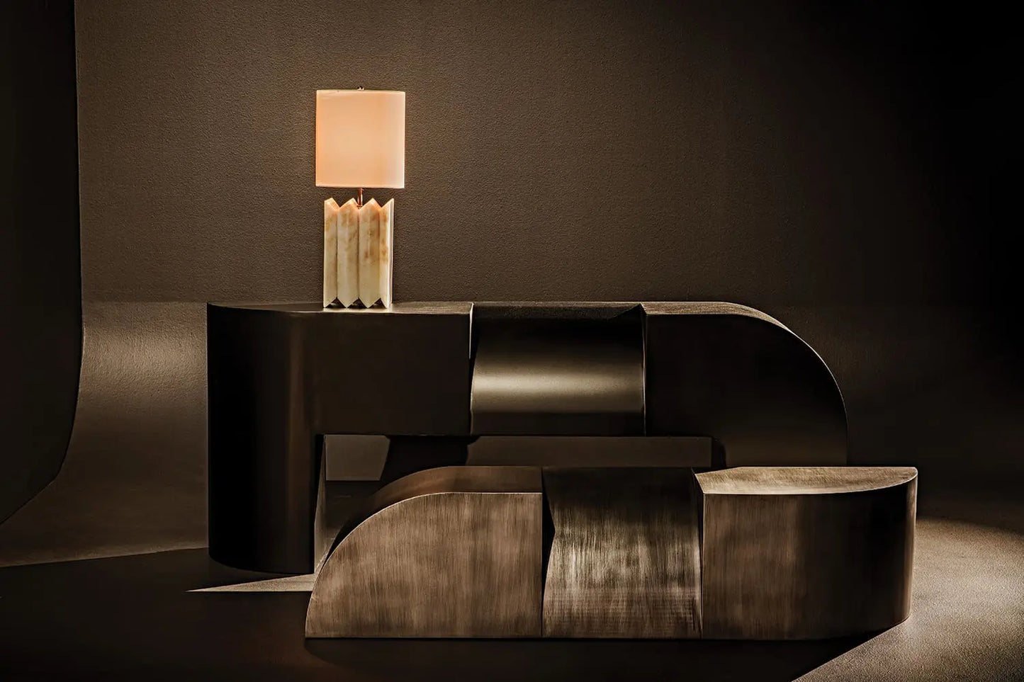 Noir Jman Lamp White Shade