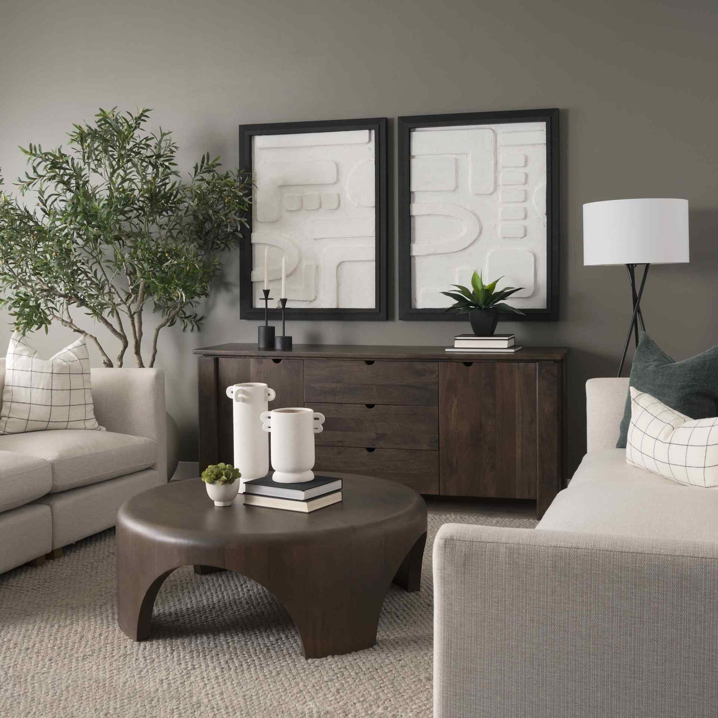 Mercana Shima Arched Legs Round Coffee Table