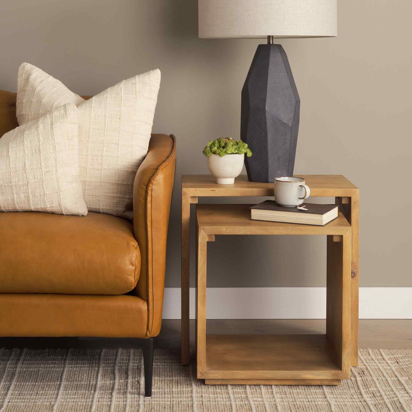 Mercana Alanna Wood Nesting Accent Table (Set of 2)