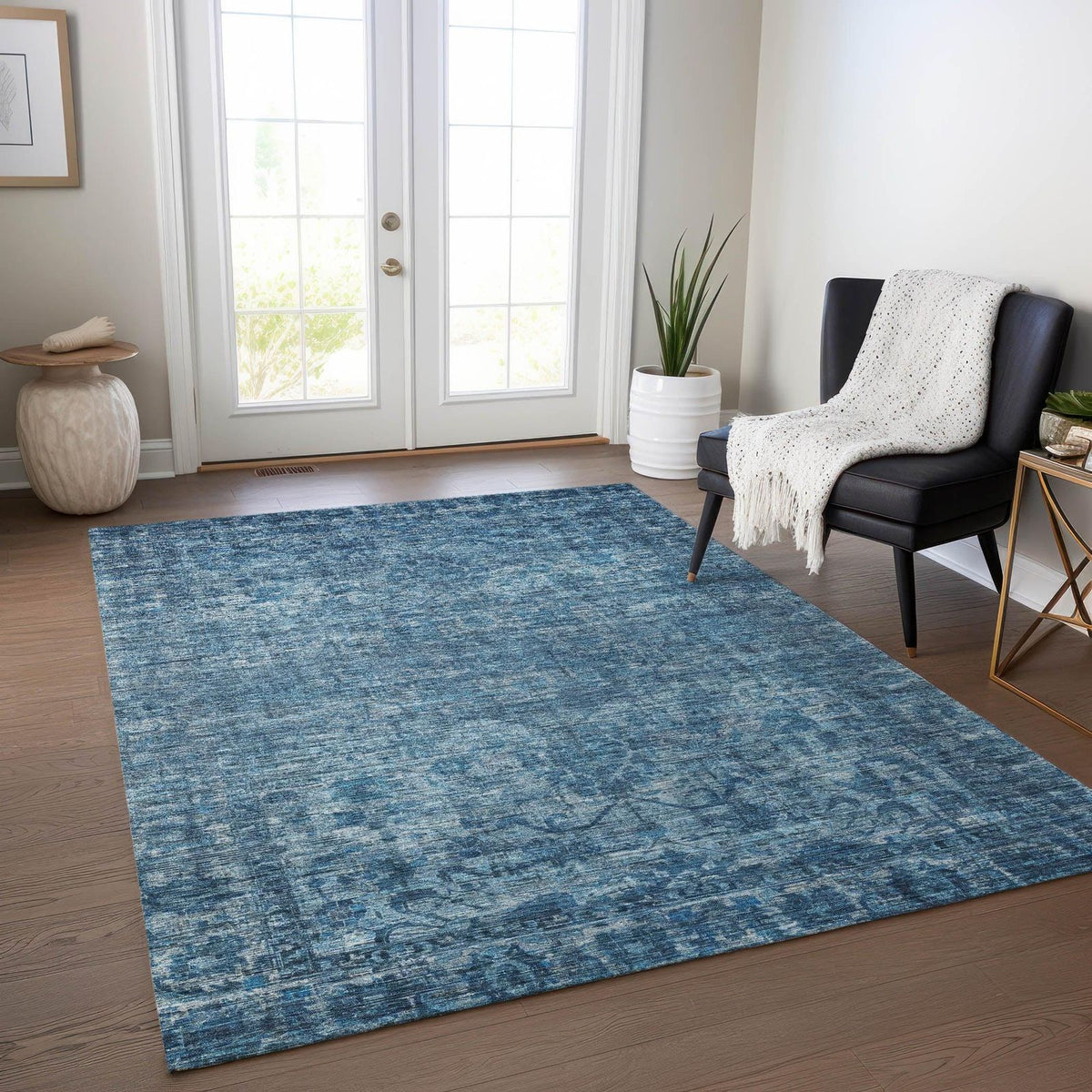 Iriira Blue Washable Indoor-Outdoor Rug -- blue