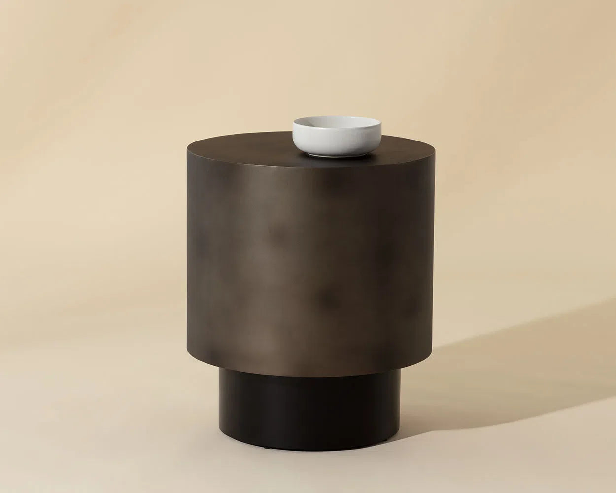 SUNPAN Bernaby Iron Round End Table