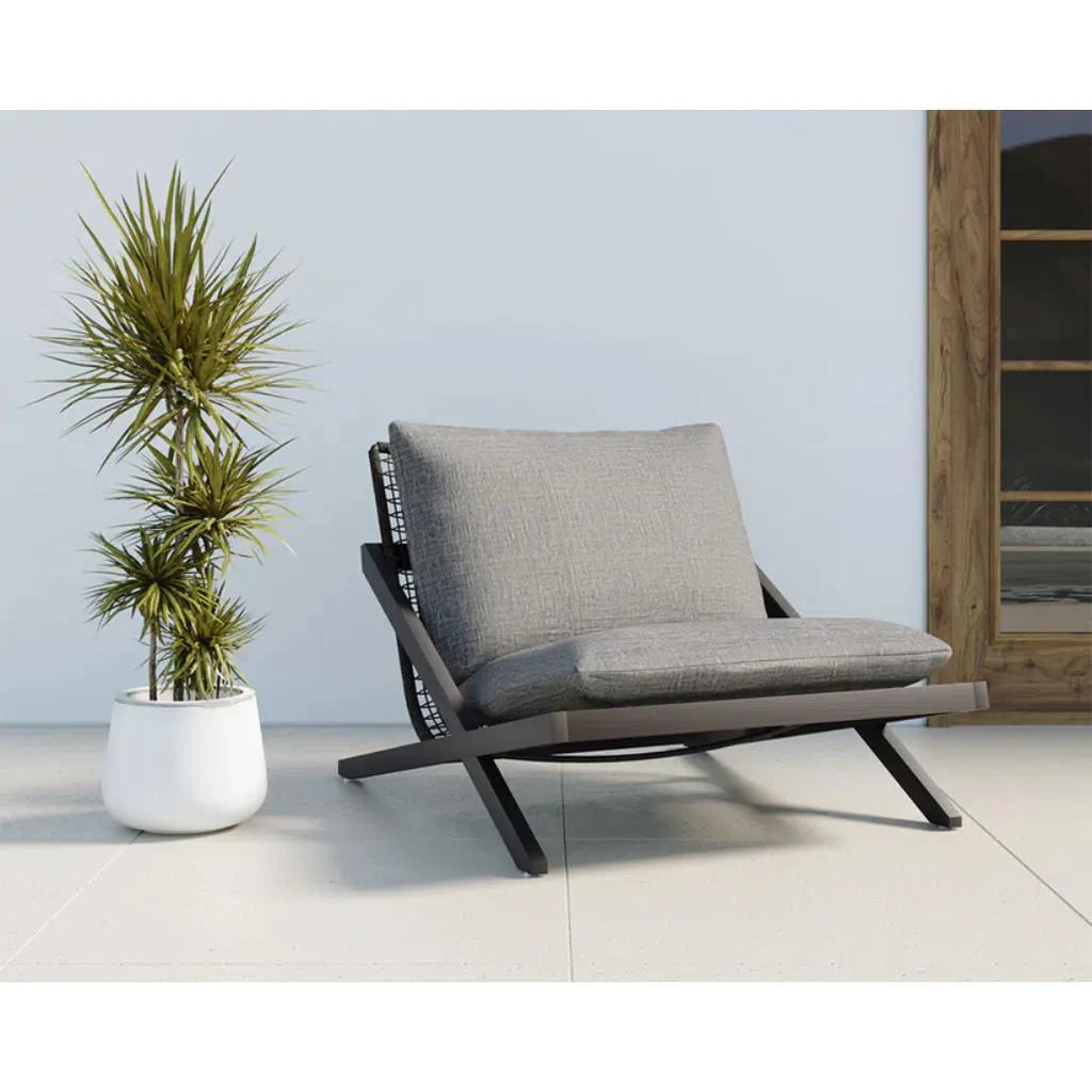 Bari Fabric Outdoor Lounge Chair