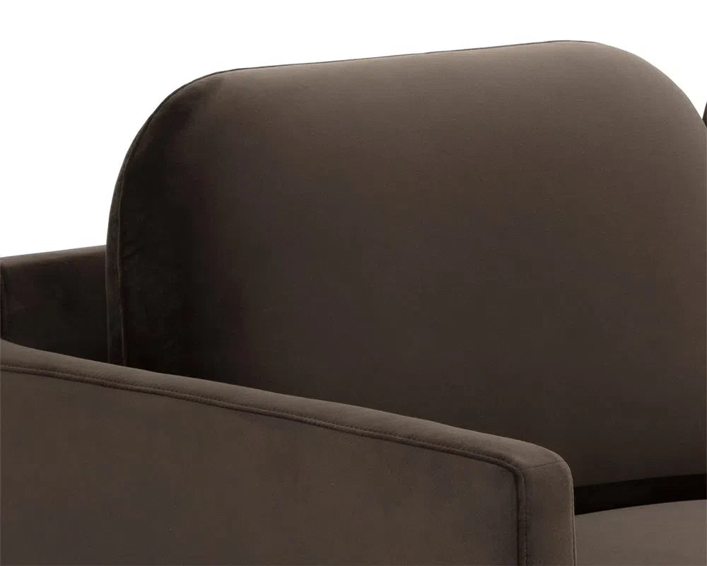 SUNPAN Everton Fabric Classic Sofa