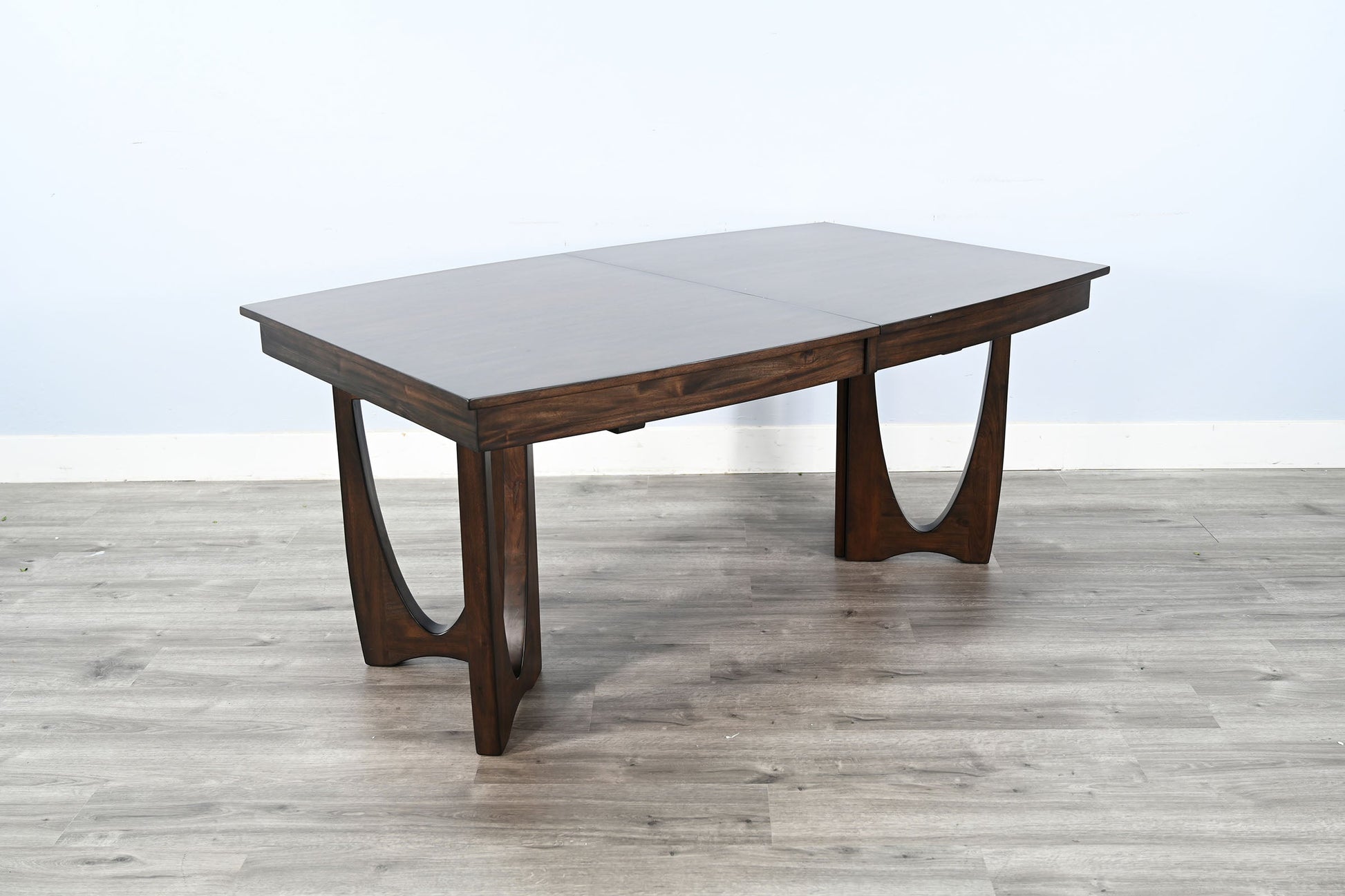 Sunny D Noah Extendable Dining Table