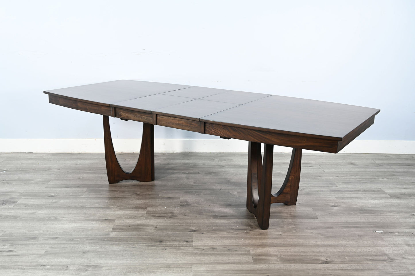 Sunny D Noah Extendable Dining Table