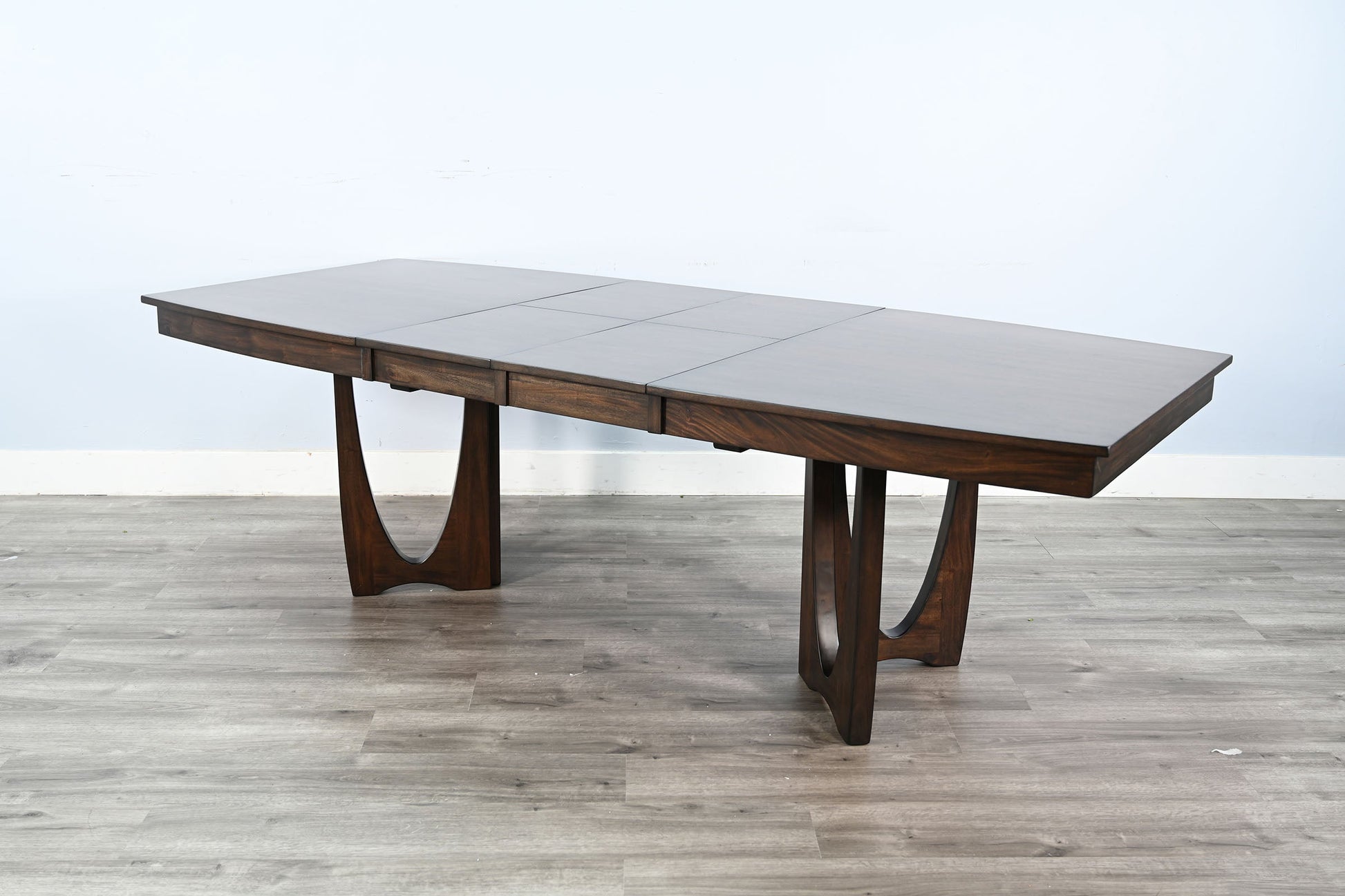 Sunny D Noah Extendable Dining Table