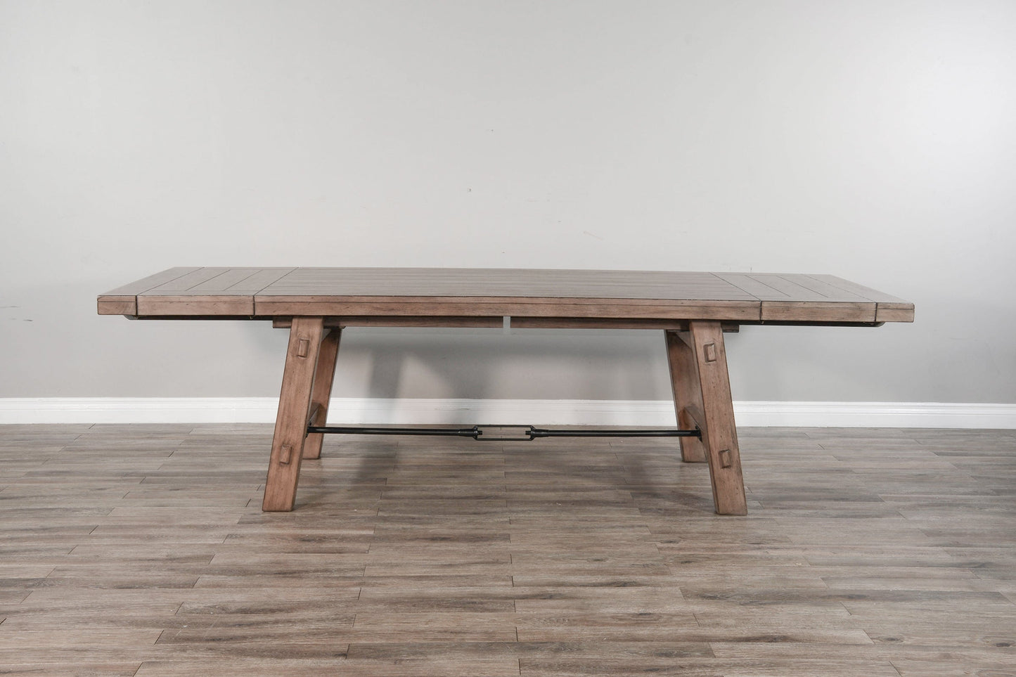 Sunny D Doe Valley Extendable Dining Table with Turnbuckle