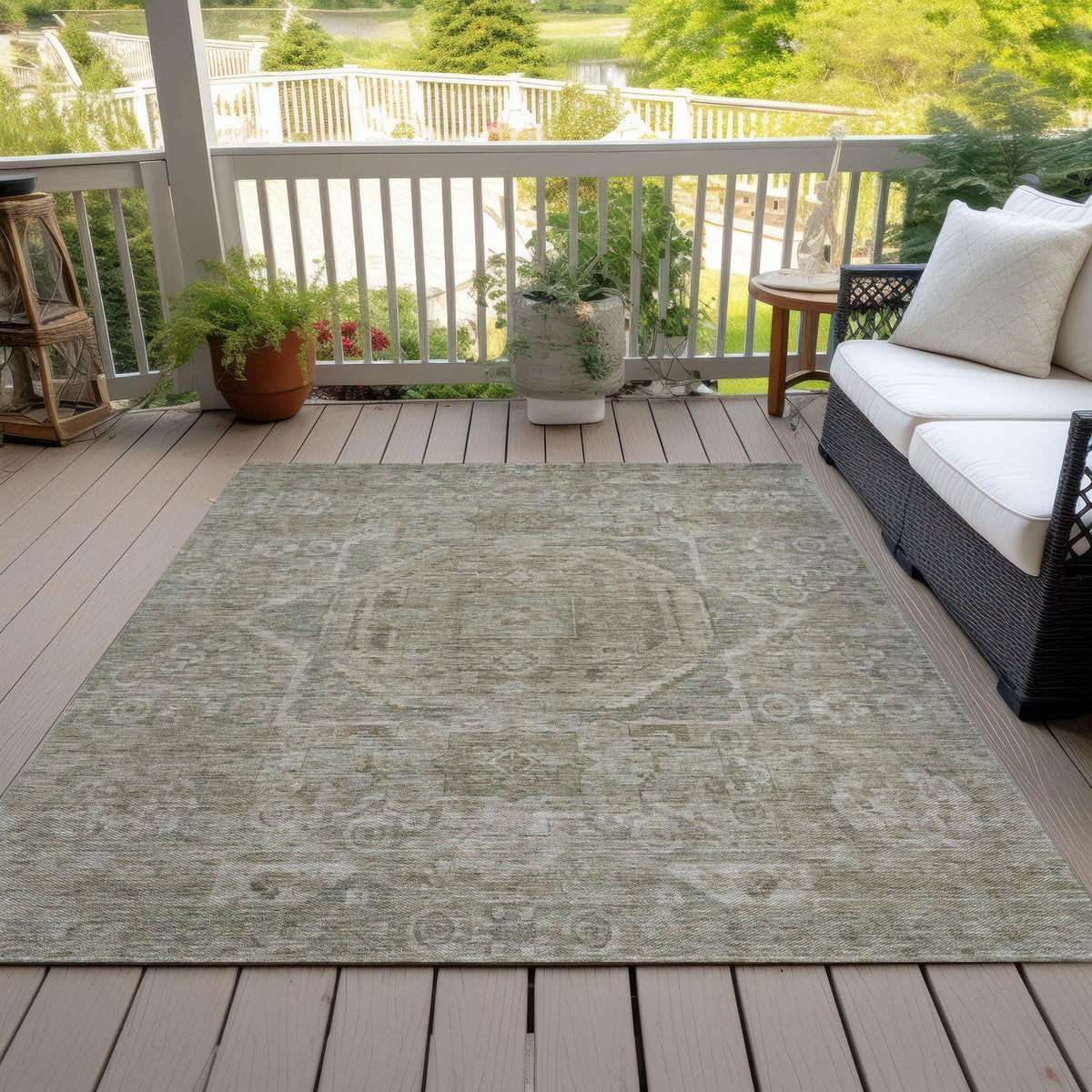 Iriir Gray Washable Indoor-Outdoor Rug