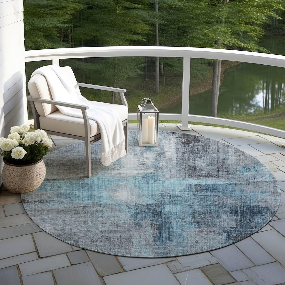 Jaelor Sky Washable Indoor-Outdoor Rug