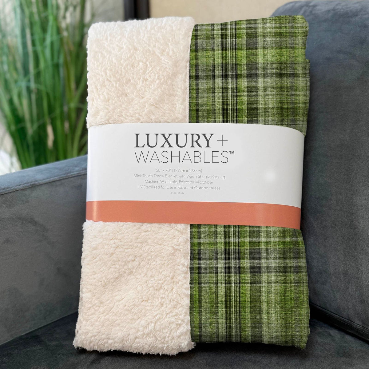 Plaid 50" x 70" Throw Blanket -- view 4