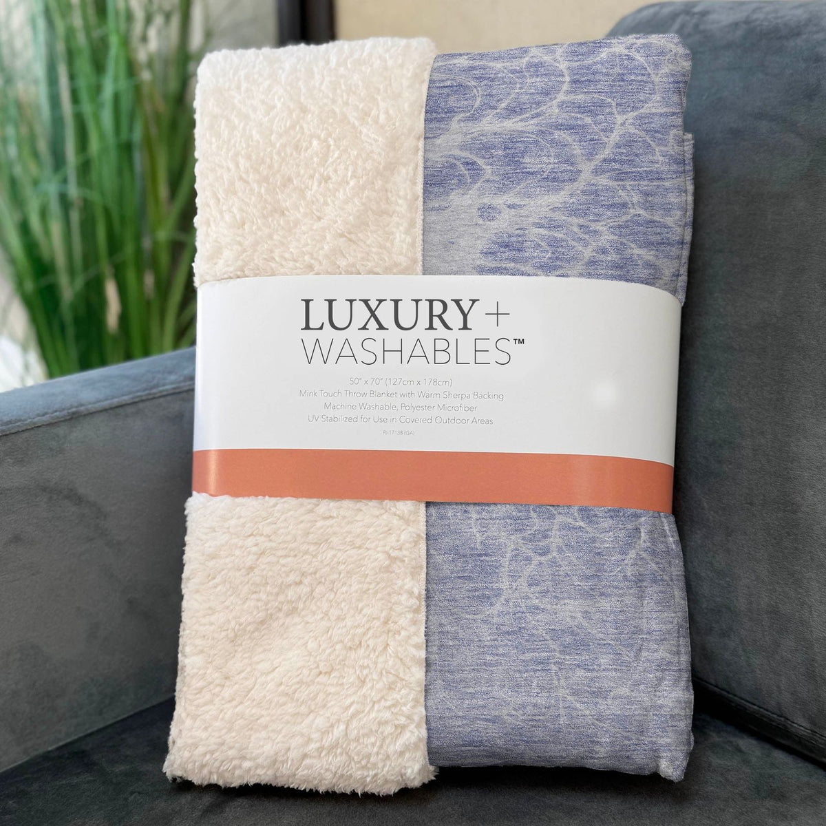Fluid Drift Lavender Washable Indoor-Outdoor Rug