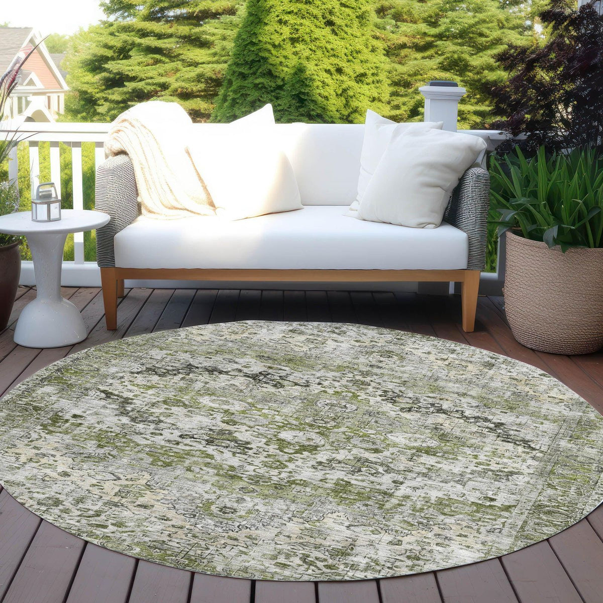 Jaelien Aloe Washable Indoor-Outdoor Rug