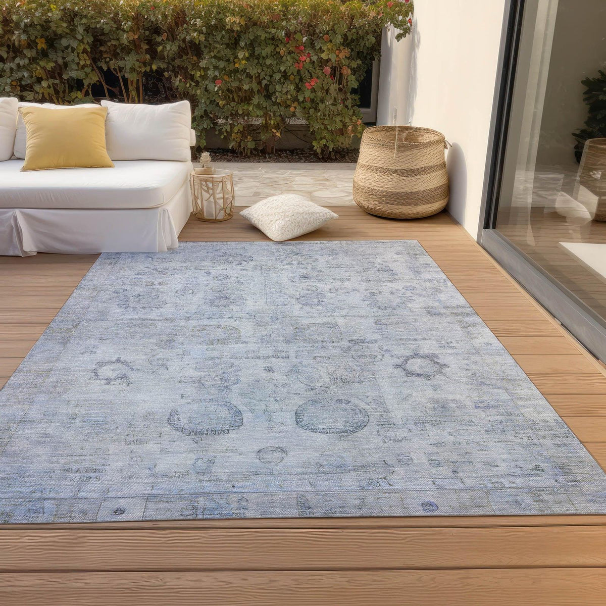 Laeanor Blue Washable Indoor-Outdoor Rug -- blue