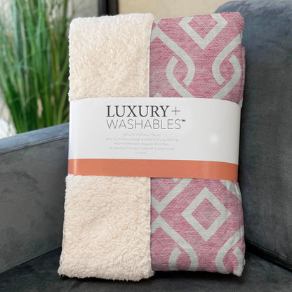 Offset Stripes Blush Washable Indoor-Outdoor Rug