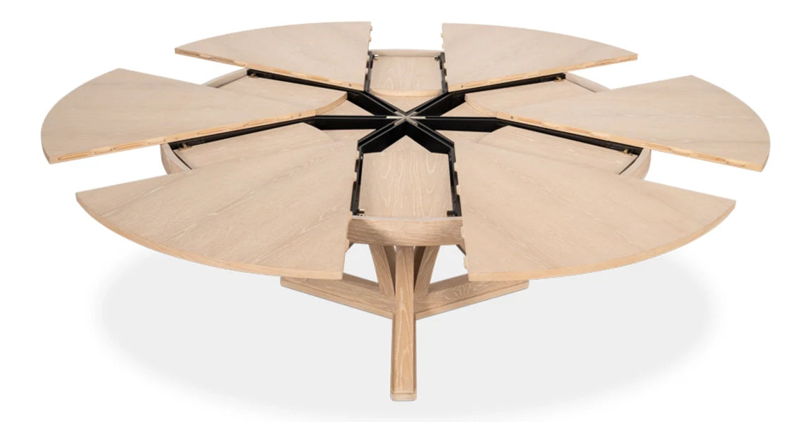 Casual Jupe Effortless Expansion Round Dining Table