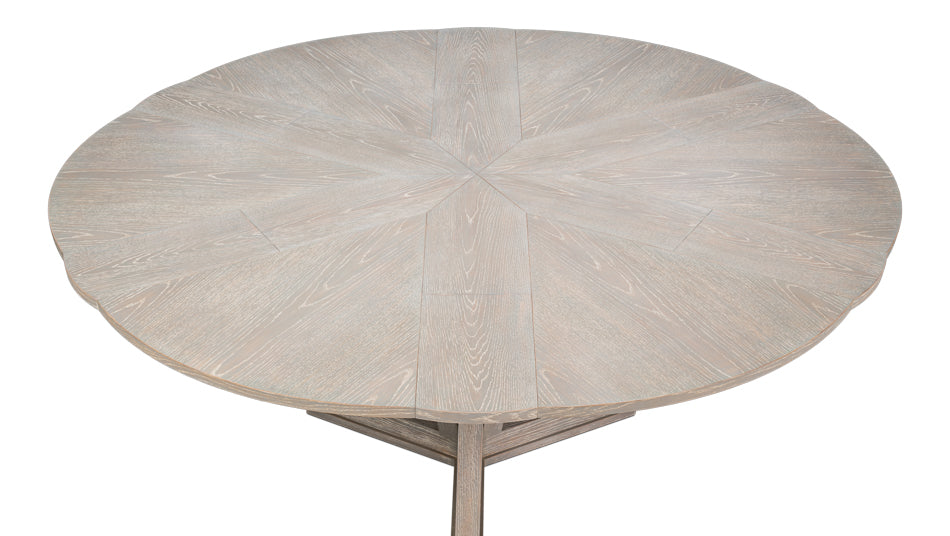 Casual Jupe Extendable Wooden Dining Table