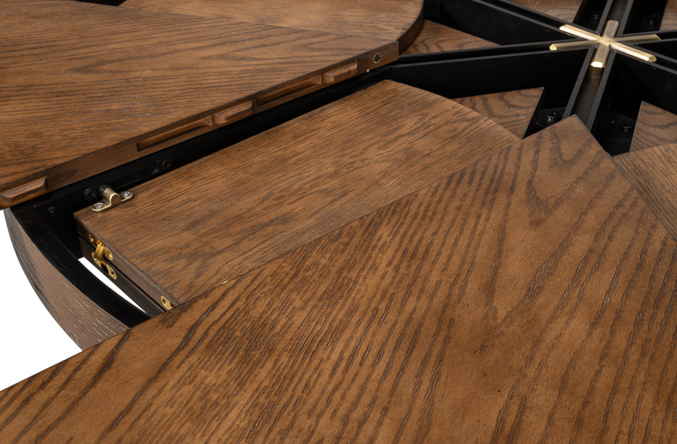 Tower Jupe Extendable Round Dining Table