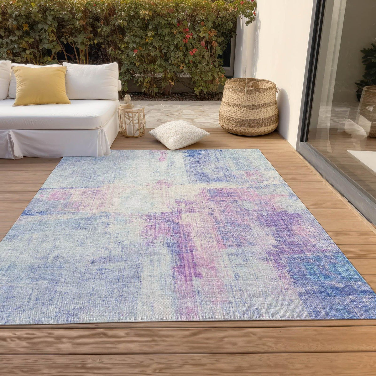 Jaelor Blue Washable Indoor-Outdoor Rug -- blue