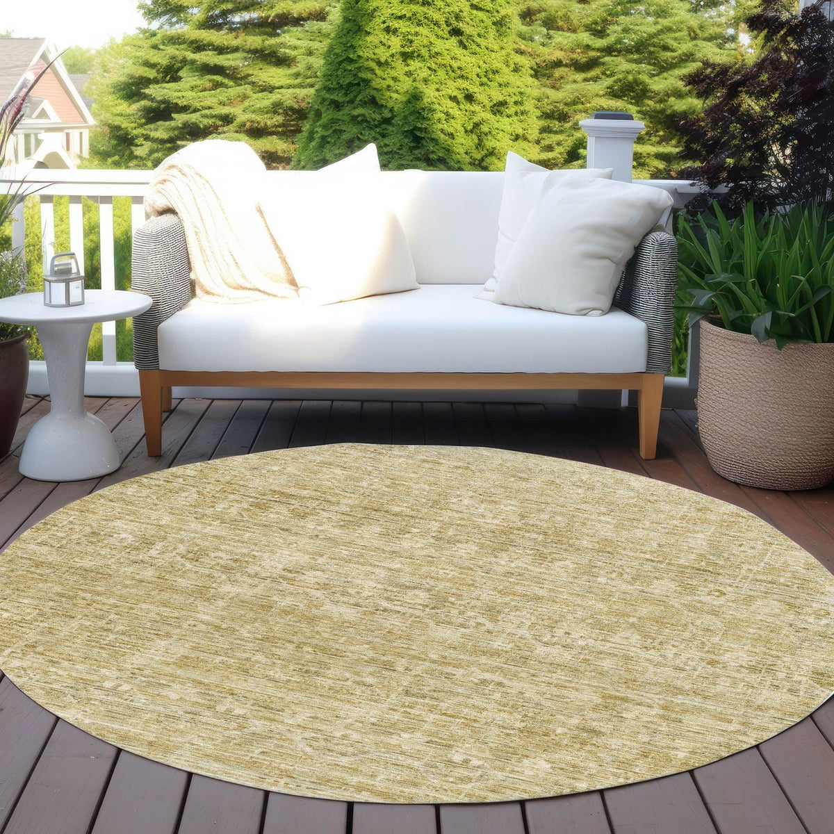 Irion Gold Washable Indoor-Outdoor Rug