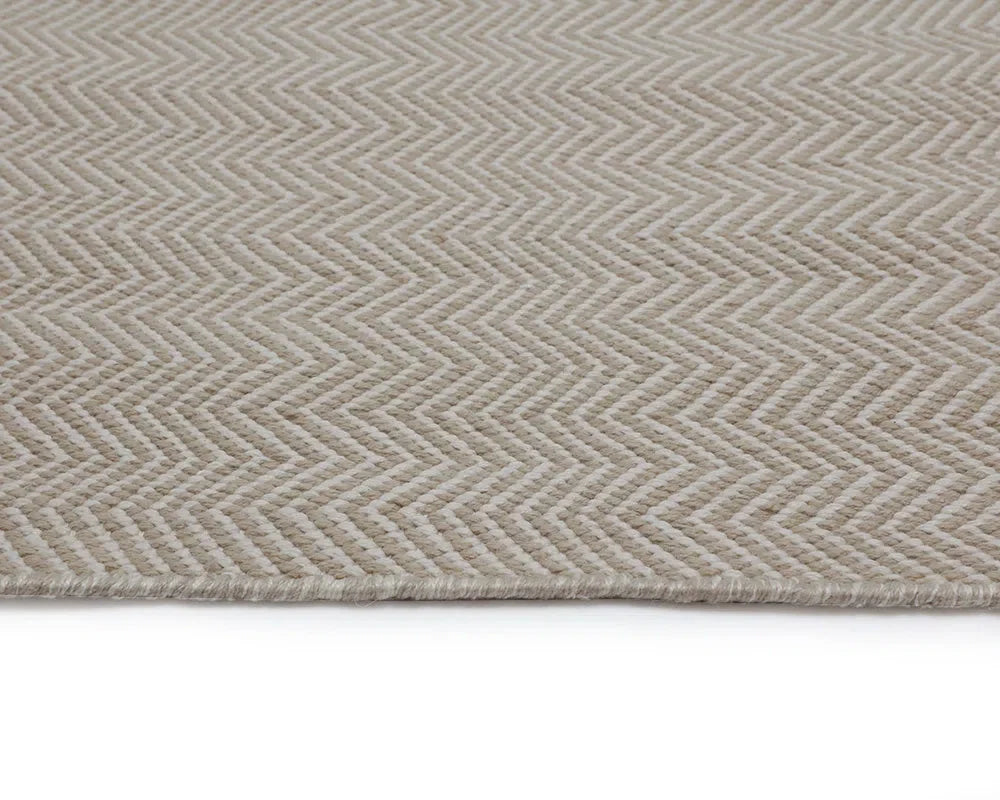 Cusco Hand-Woven Outdoor Rug