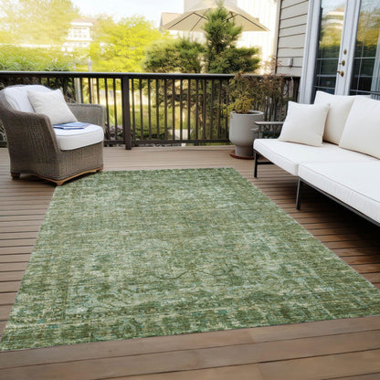 Iriira Green Washable Indoor-Outdoor Rug -- green