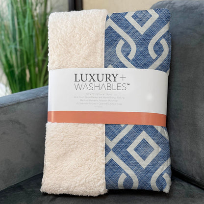 Offset Stripes Blue Washable Indoor-Outdoor Rug
