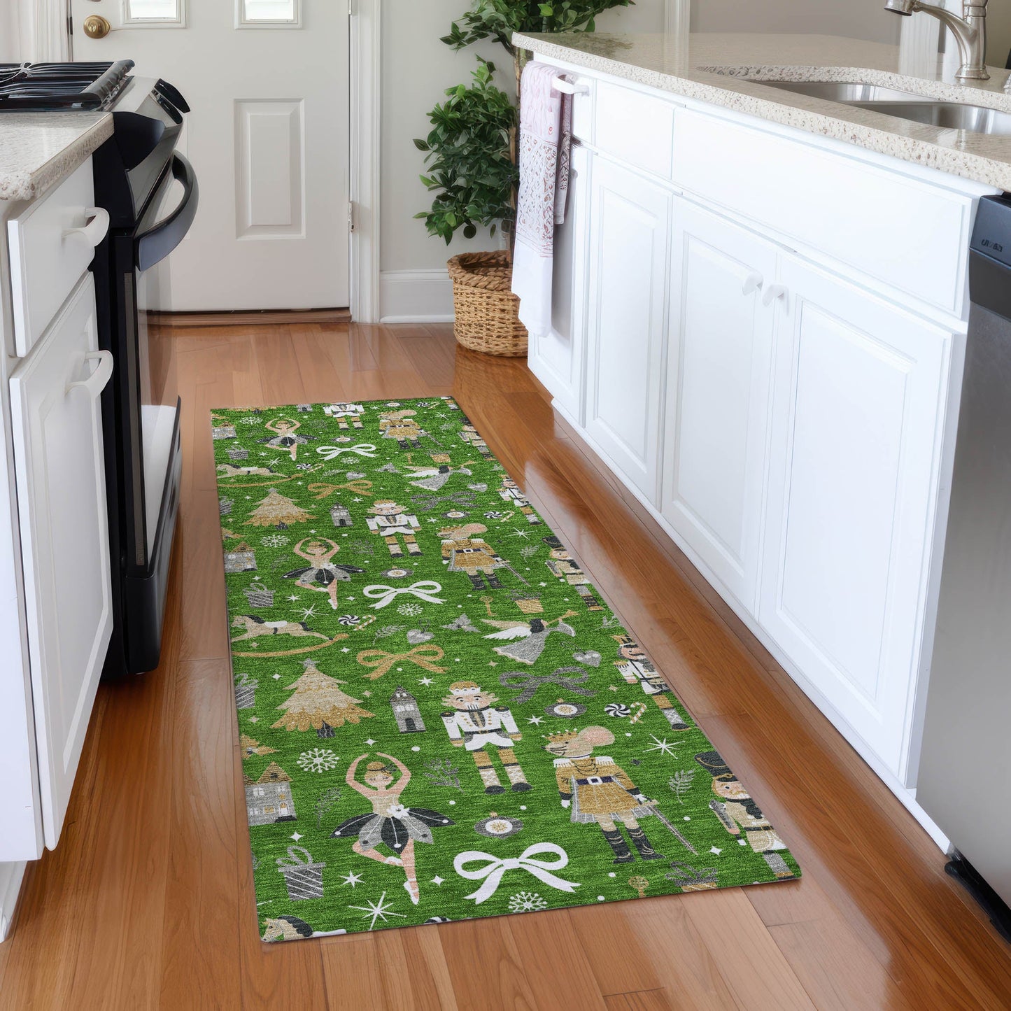Raeara Green Washable Indoor-Outdoor Rug