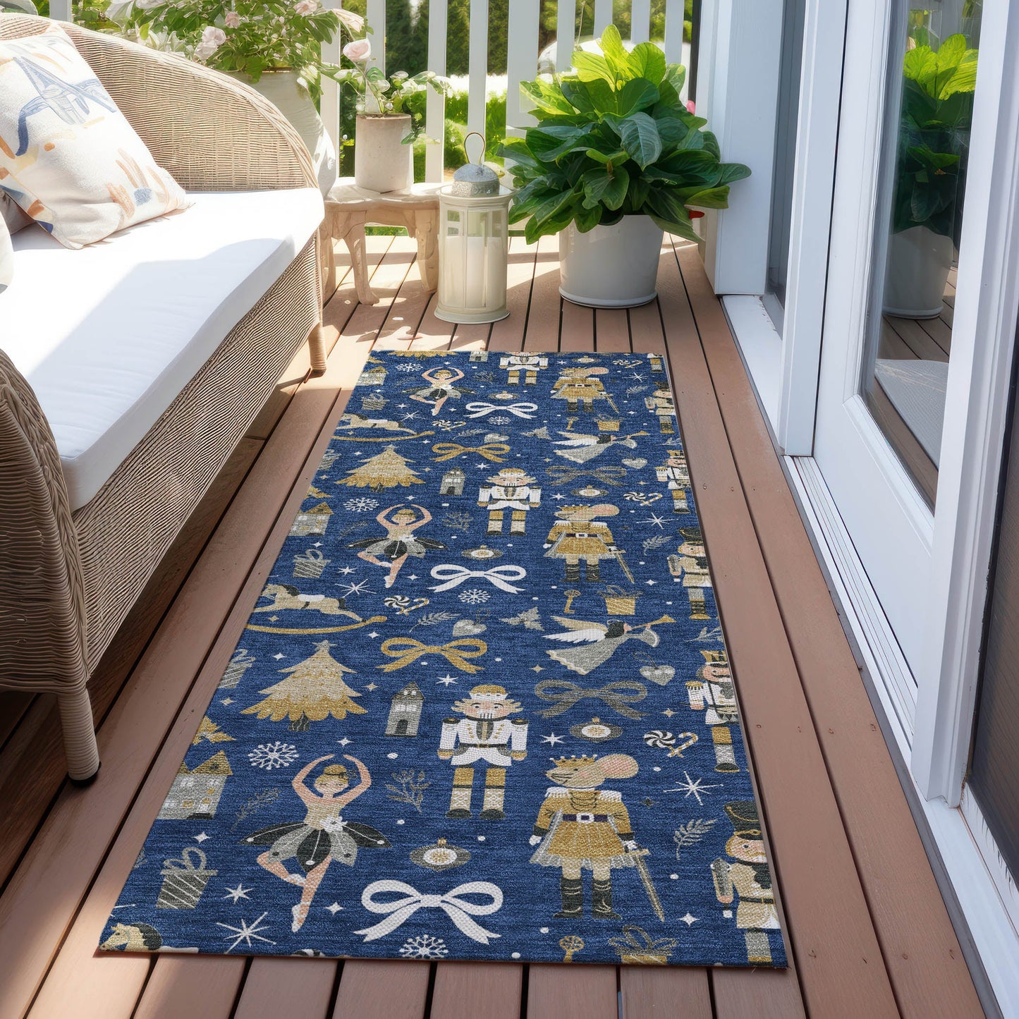 Raeara Blue Washable Indoor-Outdoor Rug