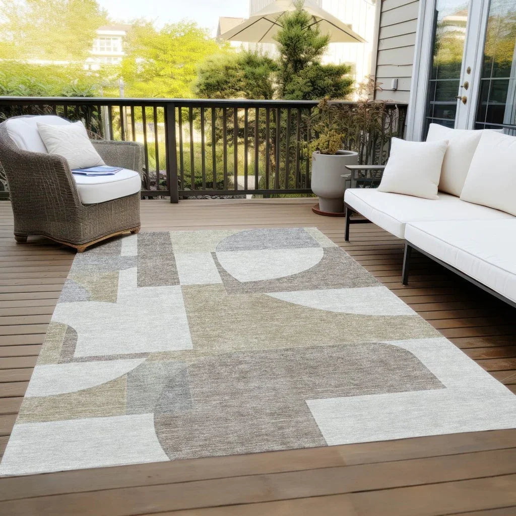 LOOMLAN Rugs Daeel Brown Washable Indoor-Outdoor Rug