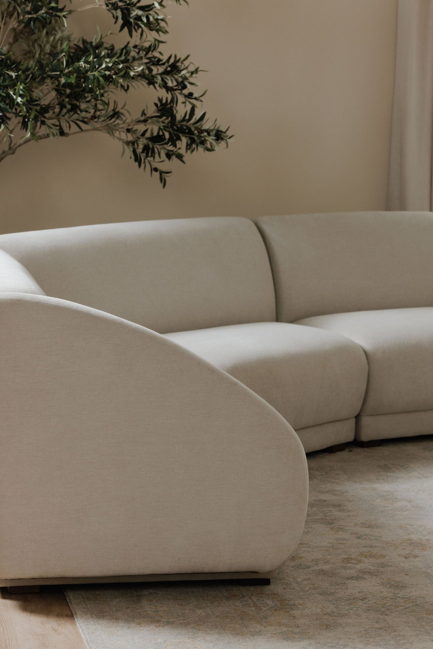 Moe's Home Fraser Modern Wedge Slipper Chair