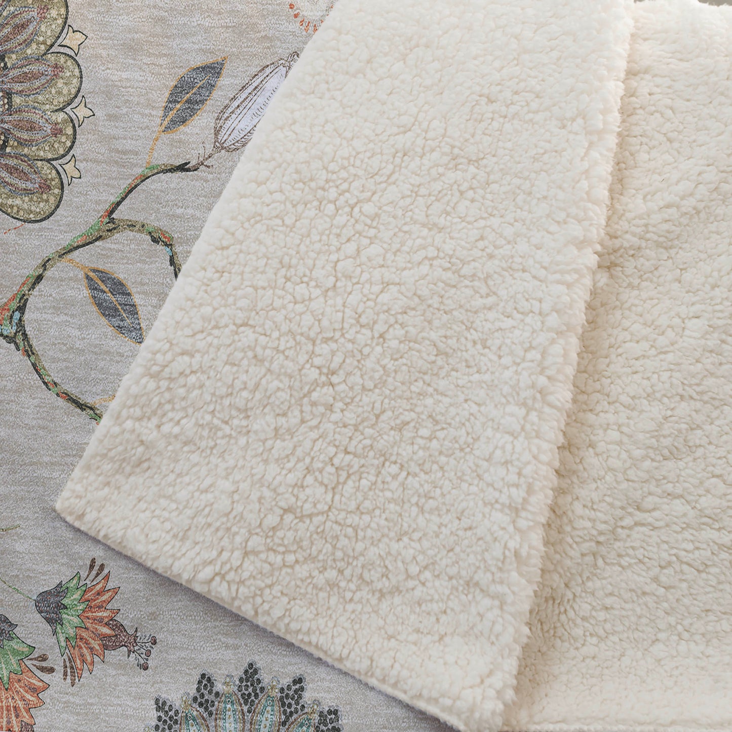 Hummingbirds 50" x 70" Throw Blanket