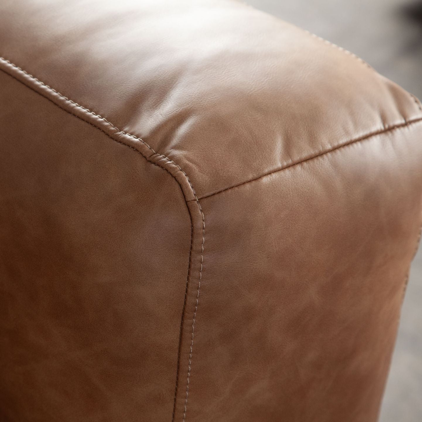 Diamond Sofa Hyde Saddle Brown Leather Sofa