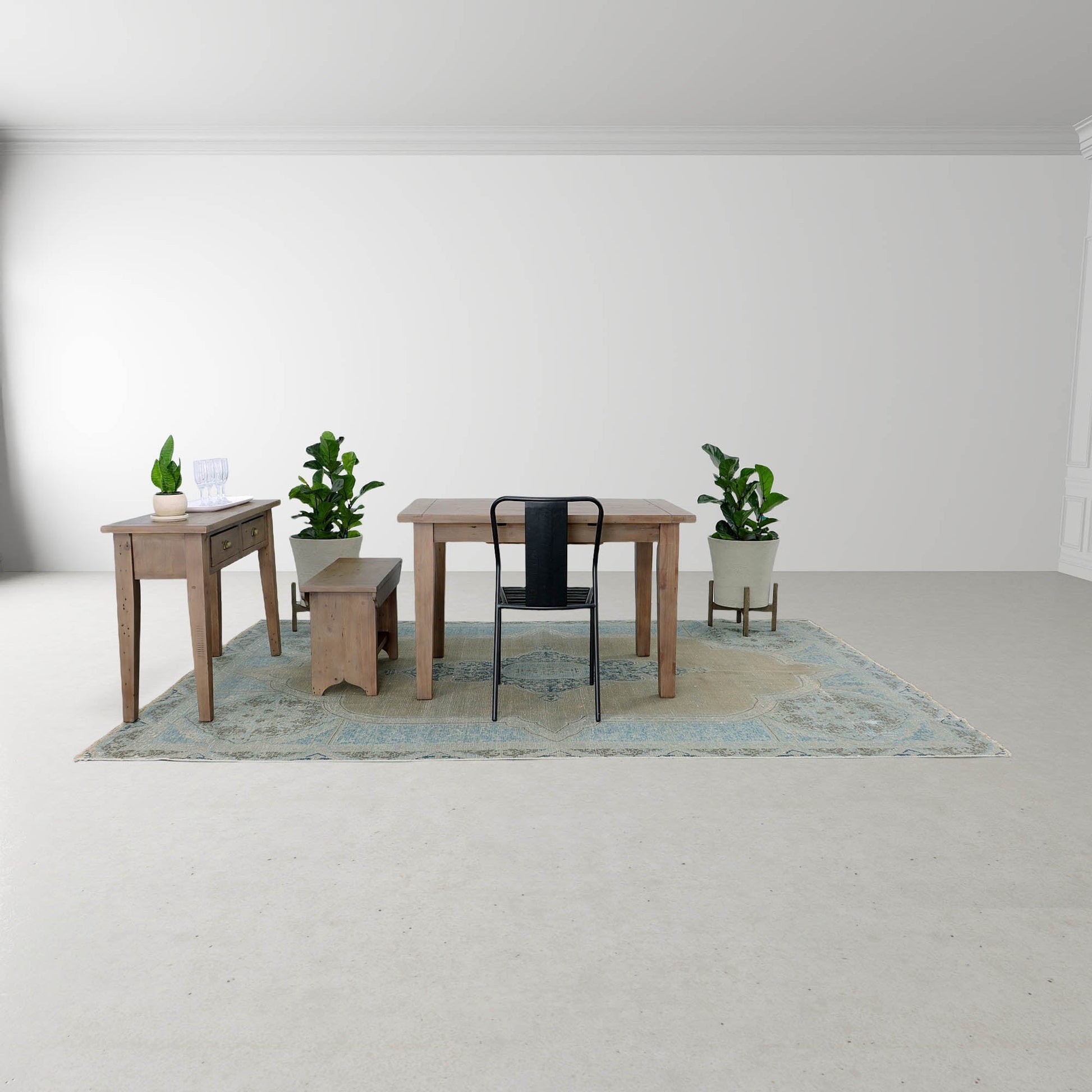 LH Home Irish Coast Extendable Dining Table