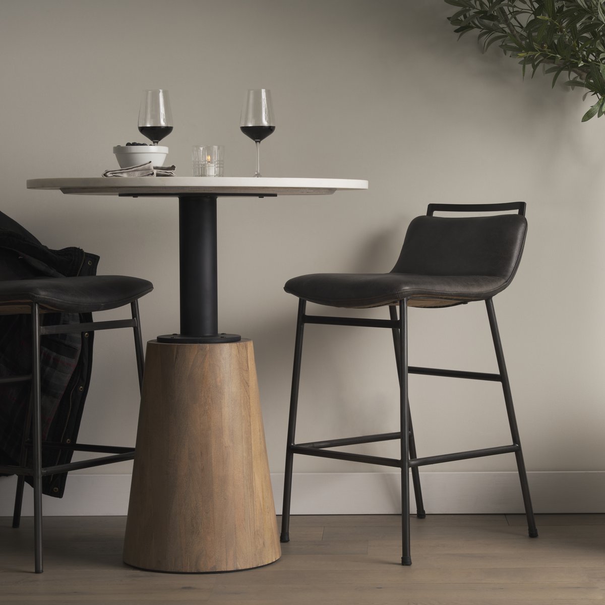 Mercana Kavalan Leather Seat Counter Stool