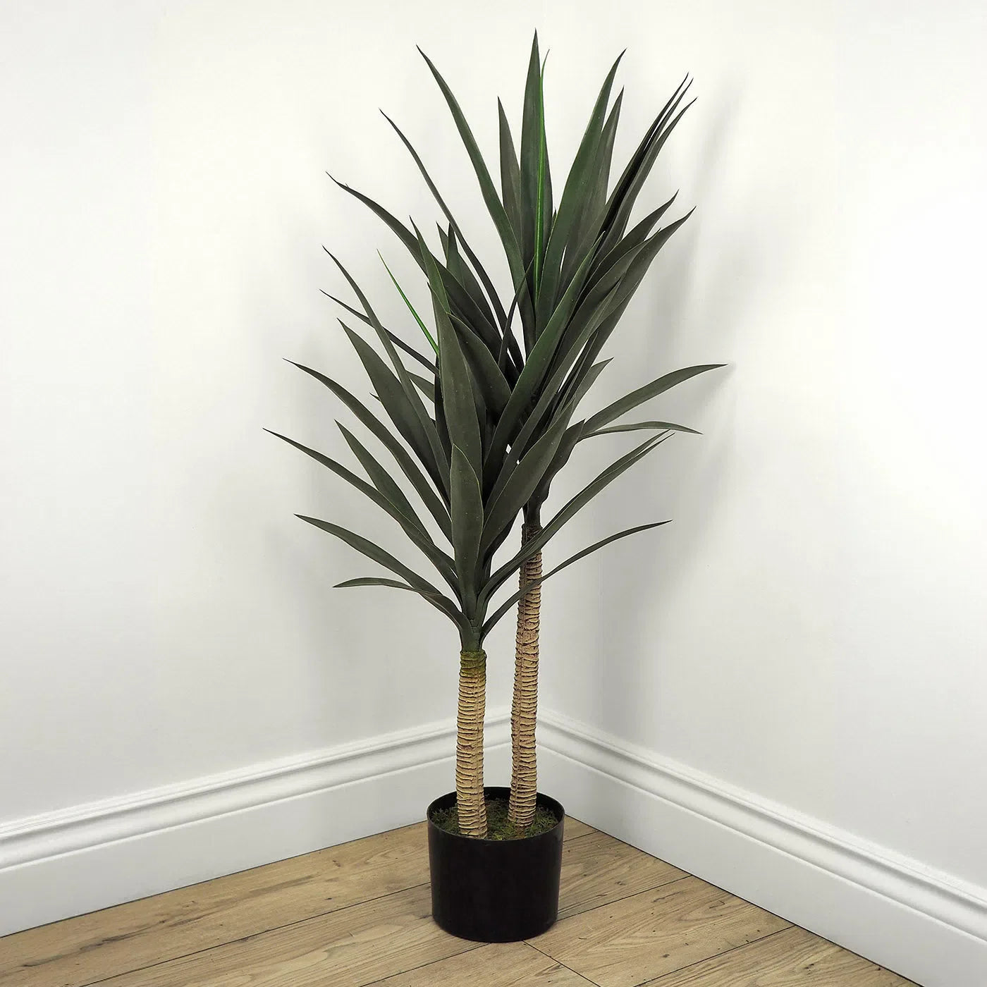 Faux Botanical Indoor Green Yucca