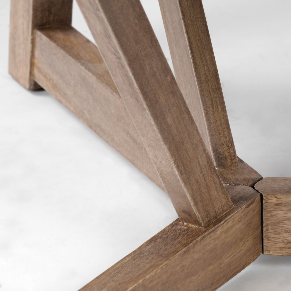 Mercana Legolas Wooden Round Dining Table