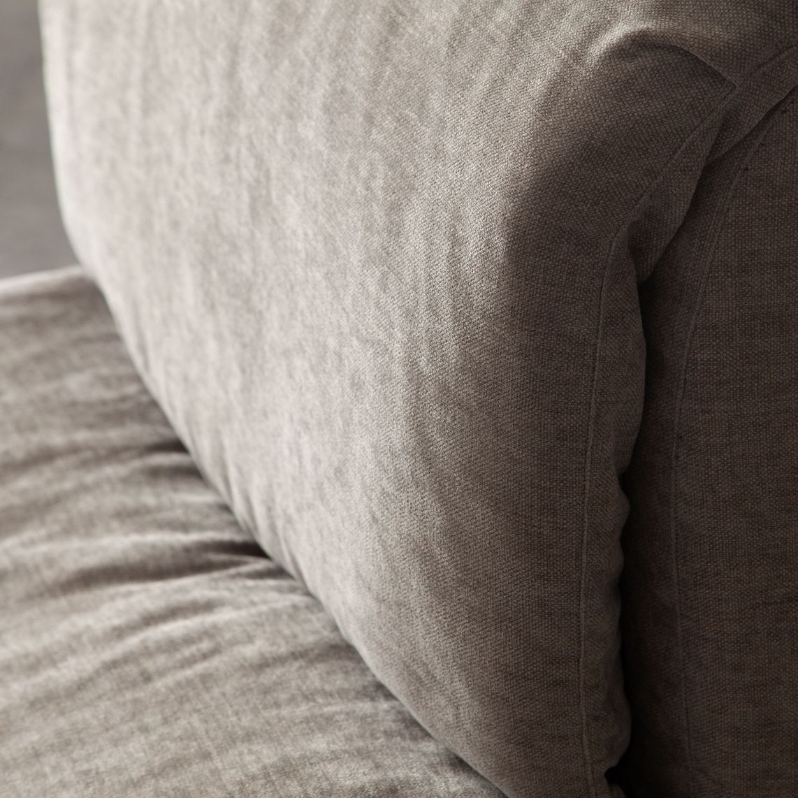 Diamond Sofa Leigh Dove Nature Fabric Armless Chair
