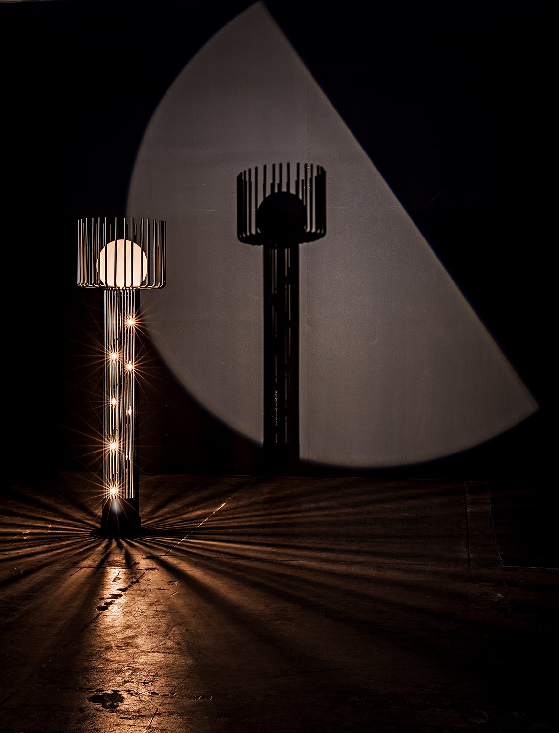 Lucis Floor Lamp, Black Steel-Floor Lamps-Noir-Sideboards and Things